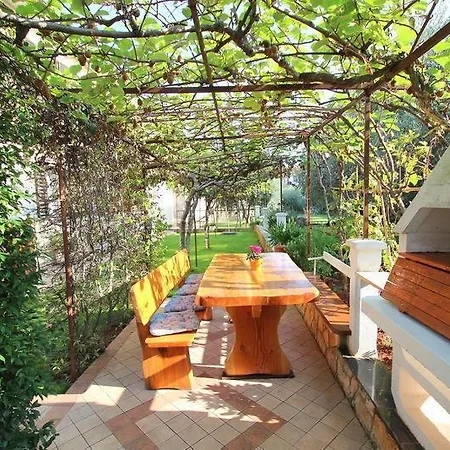 Apartamento Ederina 290
