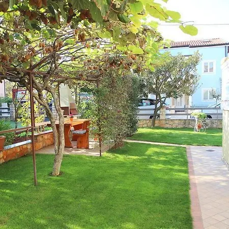 Apartamento Ederina 290 *