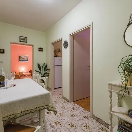 Ederina 290 Apartamento Umago