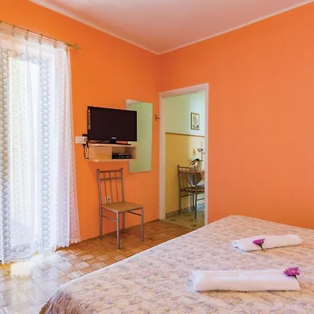 Ederina 290 公寓